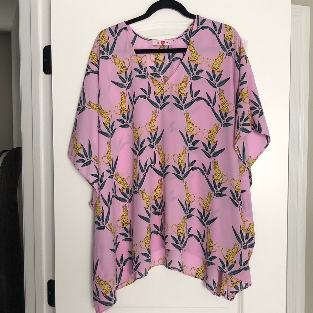 Buddy Love Pink Cheetah Print Leaf popover oversized top M/L